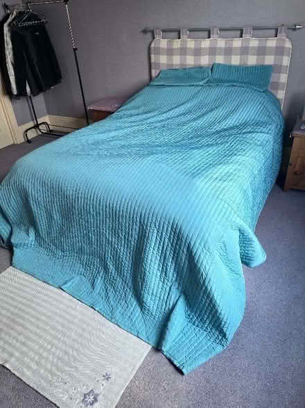 Photo of free Blue bed cover with two matching pillowcases (Wilby NN8) #1