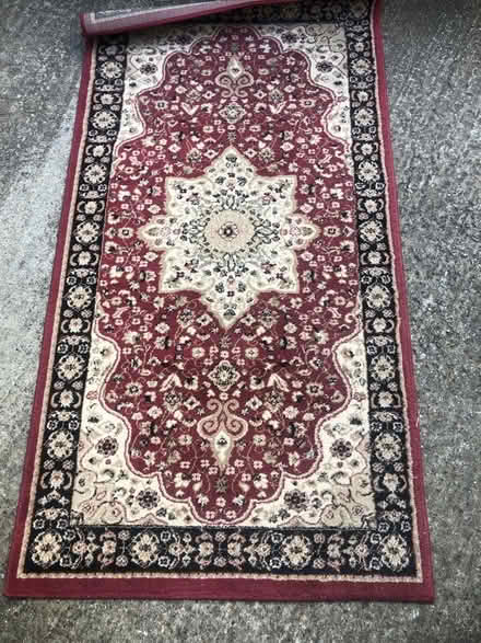 Photo of free Rug (Behind Horsham train station) #1