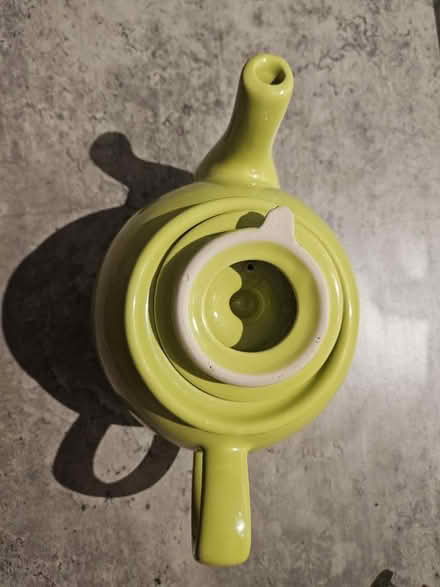 Photo of free Tea pot (Southcore Downtown Toronto) #3