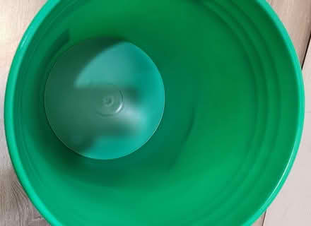 Photo of free Bucket (Winston Churchill & Britannia) #3