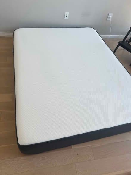 Photo of free Casper Queen Size Foam Mattress (Washington Heights) #2