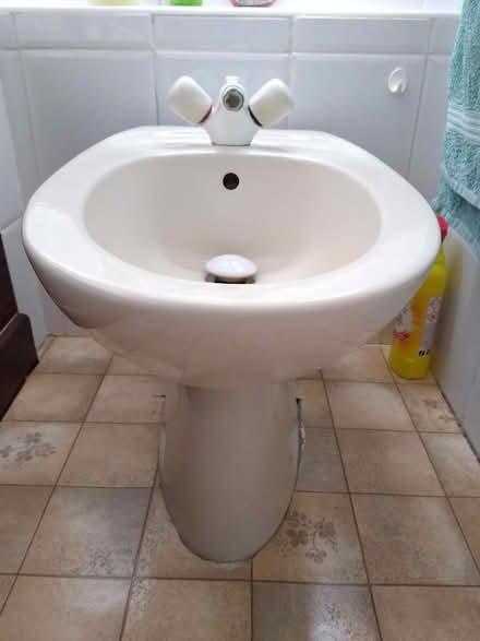 Photo of free Bidet (Theydon Bois CM16) #1