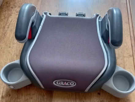 Photo of free Child's car booster seat (Welling DA16) #1