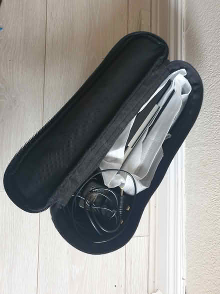 Photo of free Portable two DVD screens (Dublin 16) #2
