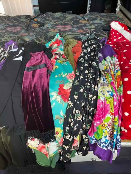 Photo of free 25 items of womanโs clothing ๐ (Reading RG2) #1