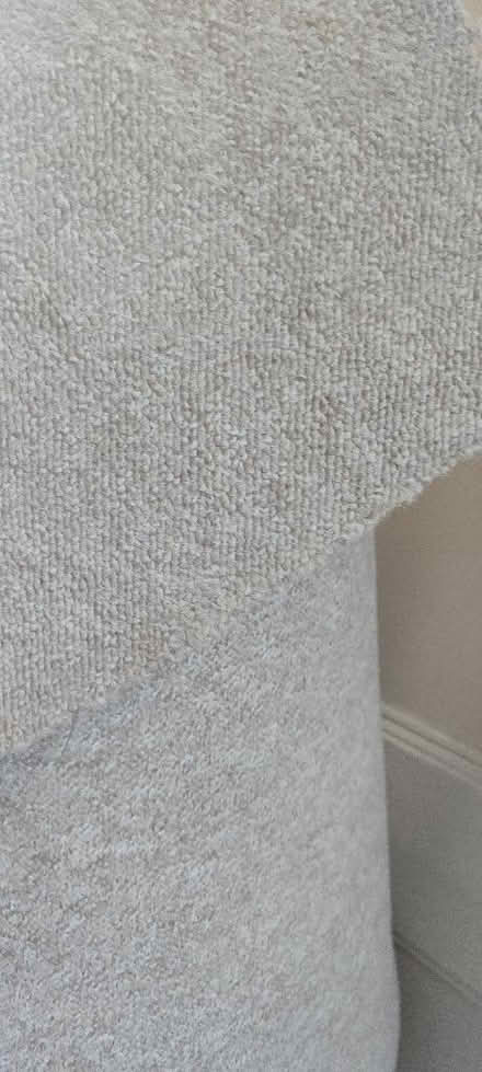 Photo of free Carpet approx 2.5m by 2.2m beige (Kennington near park) #2