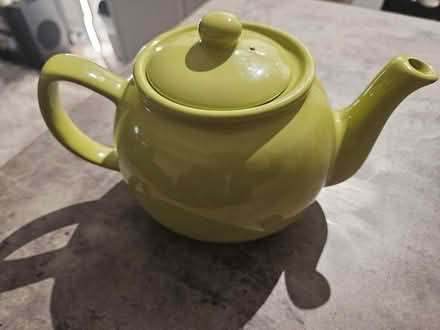 Photo of free Tea pot (Southcore Downtown Toronto) #4