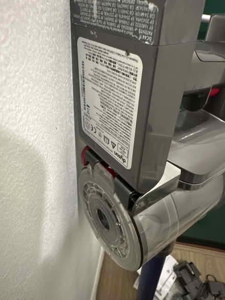 Photo of free Dyson DC44 Animal Hoover (FAULTY) (Deptford SE10) #4