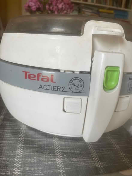 Photo of free Regal air fryer (Palmers Green N13) #1