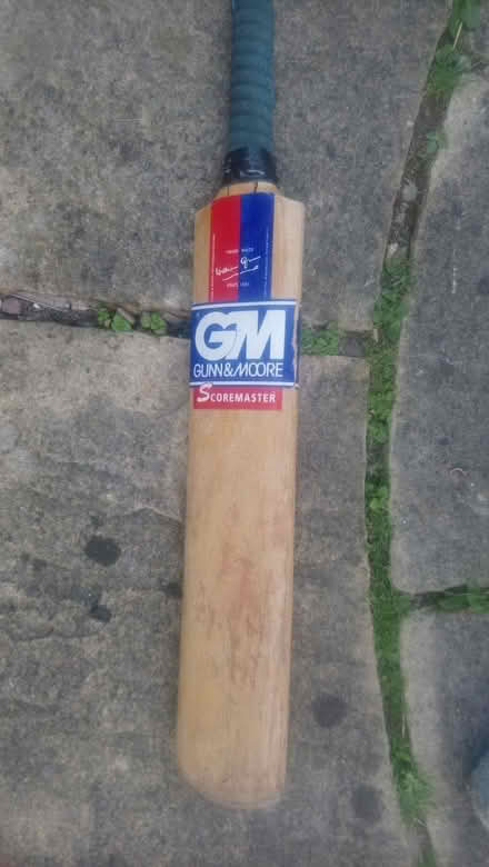 Photo of free Size 4 junior cricket bat (Hest Bank LA2) #1