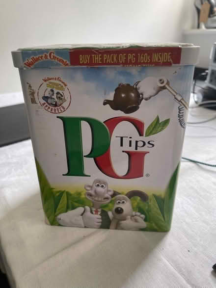 Photo of free Wallace & Gromit metal tea bag caddy (Bethnal Green E2) #1