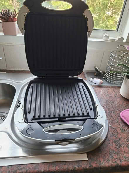 Photo of free Rosemary connerly grill (Eltham SE9) #1