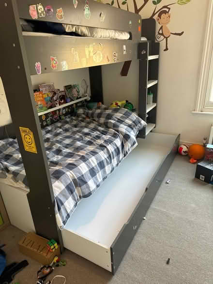 Photo of free Bunk Bed (Mile End E3) #2