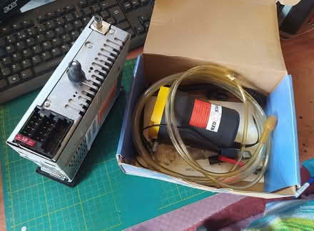 Photo of free car oil pump and stereo (Fishponds BS16) #2