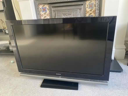 Photo of free Sony Bravia tv - NOT WORKING (Harringay N8) #1