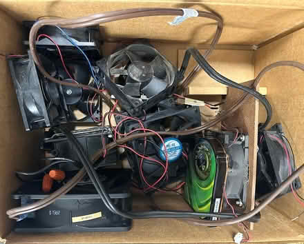 Photo of free Electronic Hobbyist Stuff (Spain/Tramway) #4