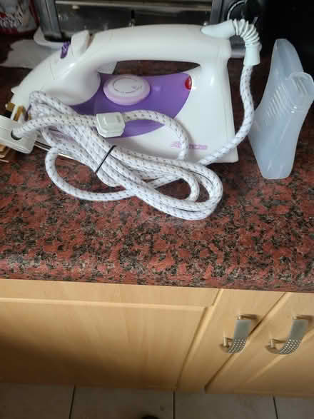 Photo of free Morpy richards steam iron (Eltham SE9) #2