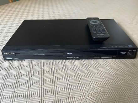 Photo of free PHILIPS DVD Player (The Triangle Estate RH15) #1