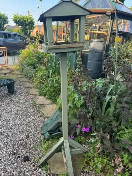 Photo of free Bird table (DE7) #1