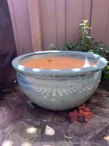 Photo of free Nice Resin Planter Pot (Walnut Creek) #1