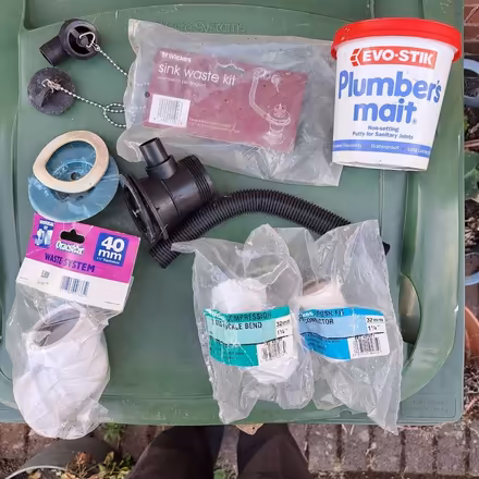 Photo of free Sink waste kit and miscellaneous parts (Loughborough LE11) #1