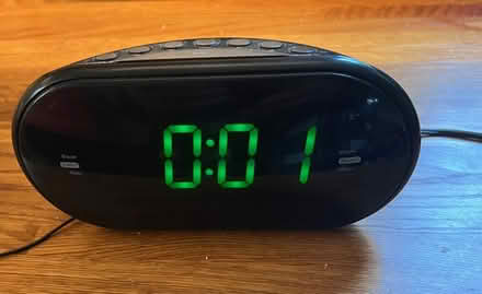 Photo of free Radio Alarm Clock (Ironbridge TF8) #1