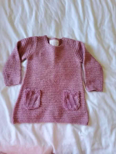 Photo of free jumper 9-12 months (Great Barford MK44) #1