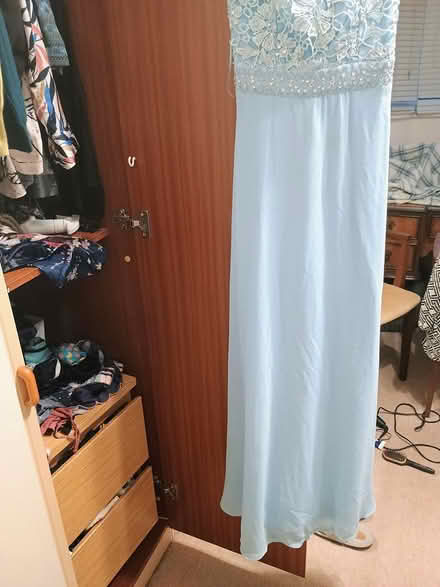 Photo of free Quiz ball gown - 2 flaws (SE12) #2