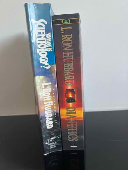 Photo of free Scientology Books (WN8) #1