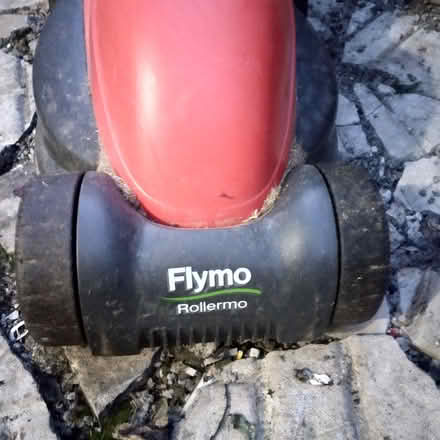 Photo of free Flymo for spares or repair (Princes Risborough HP27) #1