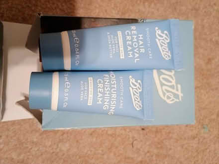 Photo of free Lightly used Sephora eyeshadow (SE12) #2