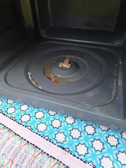 Photo of free Micrwave Oven (Prestbury GL52) #3