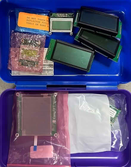 Photo of free Electronic Hobbyist Stuff (Spain/Tramway) #3