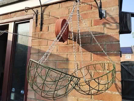 Photo of free Hanging baskets (Cambridge CB1) #1