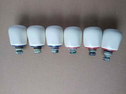 Photo of free 6 Studio Porcelain (Cream) bathroom basin tap handles (Theydon Bois CM16) #3