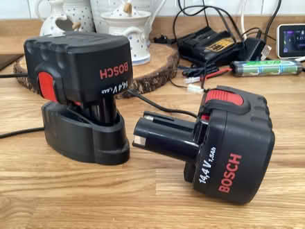 Photo of free Bosch rechargeable hedge trimmer, no batteries!,, (Kendal LA9) #3