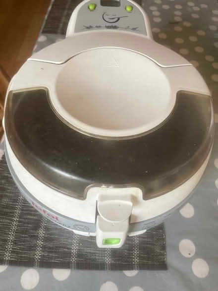 Photo of free Regal air fryer (Palmers Green N13) #2