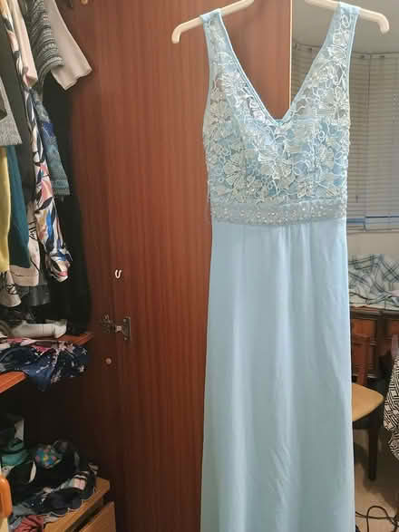 Photo of free Quiz ball gown - 2 flaws (SE12) #1