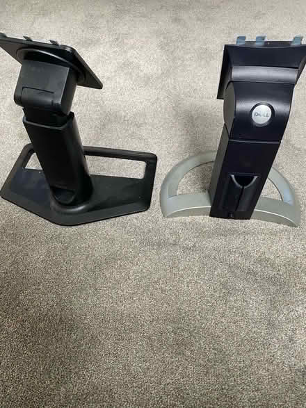 Photo of free Monitor stands (G74) #1