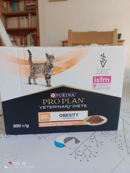 Photo of free Cat food for overweight cats (Sidley TN40) #1