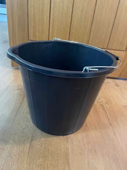 Photo of free Bucket (CR2) #1