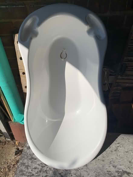Photo of free Baby bath (ME9) #2