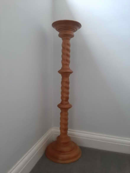Photo of free Pine tall plant stand (Beaconsfield HP9) #1