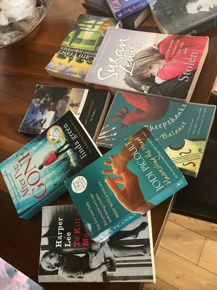 Photo of free Reading books (Dagenham RM10) #2
