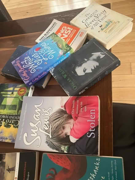 Photo of free Reading books (Dagenham RM10) #3