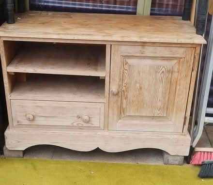 Photo of free TV or Storage Cabinet Unit (Harold Hill RM3) #1