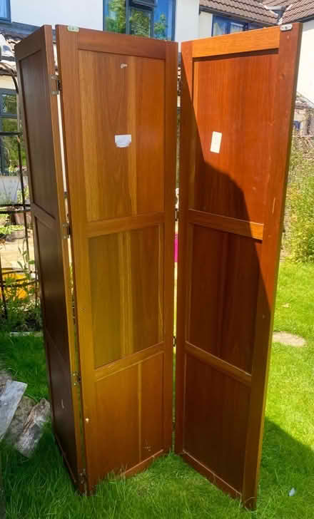 Photo of free 3 panel screen (OX4 near Donnington Bridge) #2