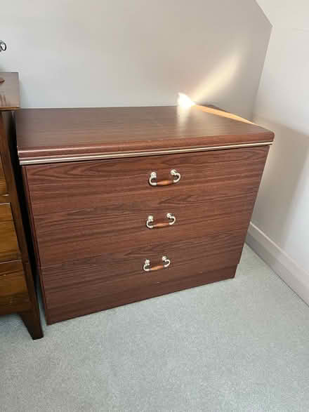 Photo of free 2 x matching sets of drawers (Wimbledon SW20) #4