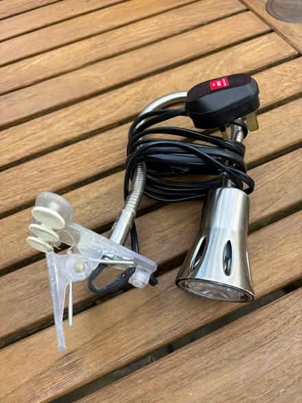 Photo of free working spotlight (SE24) #1