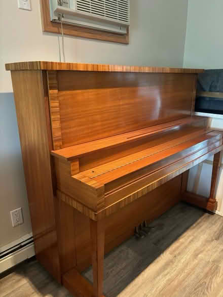 Photo of free piano (Long Island) #1